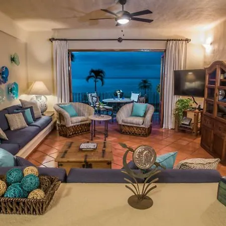 Costa de Oro condo